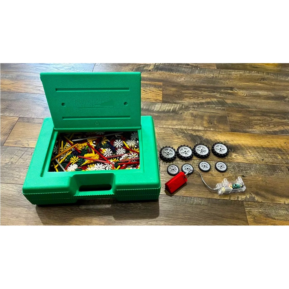 Vintage Lot Of K’nex Pieces, Wheels, Battery/Motor Pack, Carrying Case